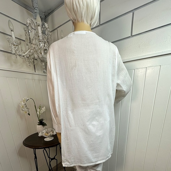 Light & Airy White Cotton Tunic Perfect for Summer evenings Embroidered - Picture 6 of 9